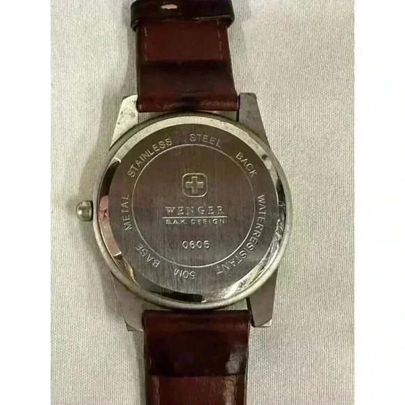 Swiss Army Wenger S.A.K Design Ladies Leather Band Watch Date Dial - Picture 8 of 10